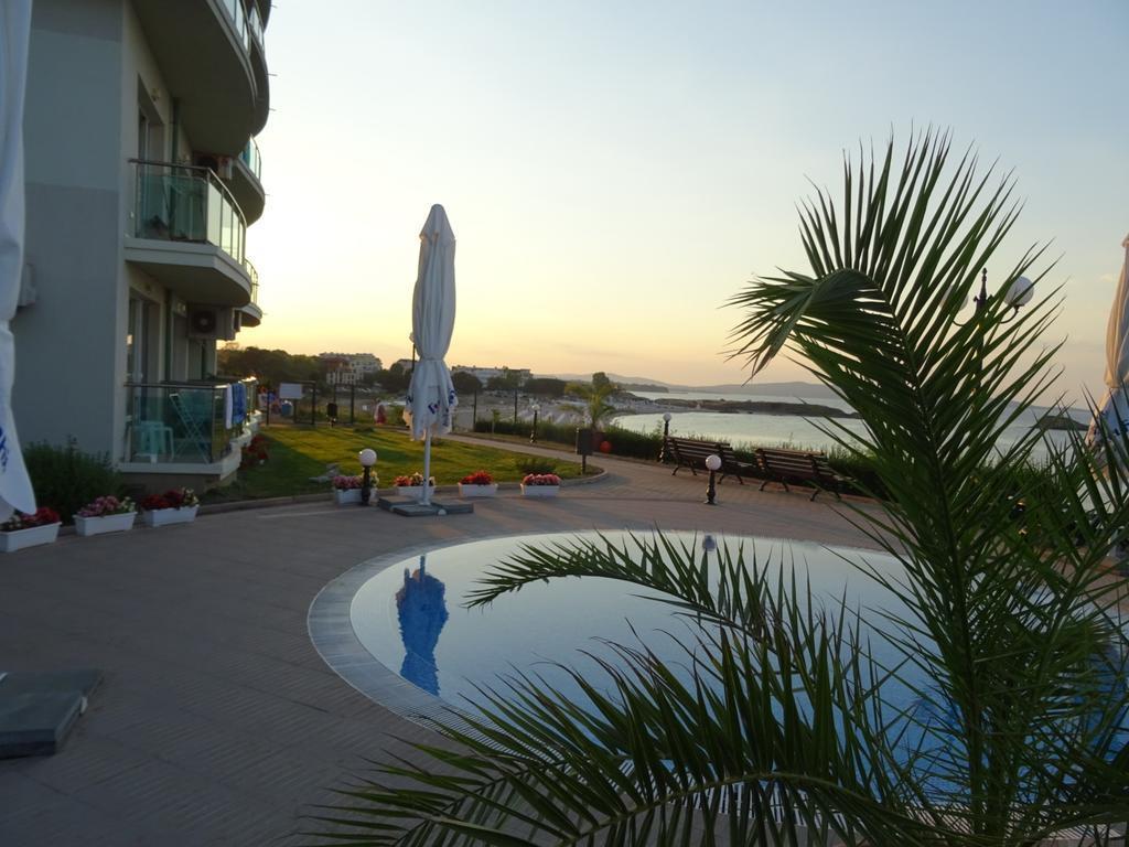 Alexander Lozenets Beach Complex Apartment Exterior photo